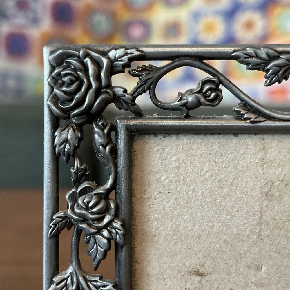 Vtg DECOREL Ornate Silver Tone Double Mini Frame Rose Floral Couples 1.75x2.5